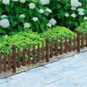 Yaheetech Rustic Wood Garden Fence Set of 5